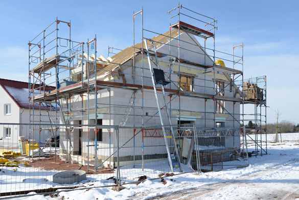Maison contemporaine utilisée pour présenter le service construction